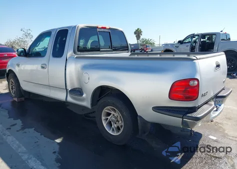 2000 Ford F-150 Lariat/Xl/Xlt from USA, damaged, VIN 1FTRX07W8YKB15359